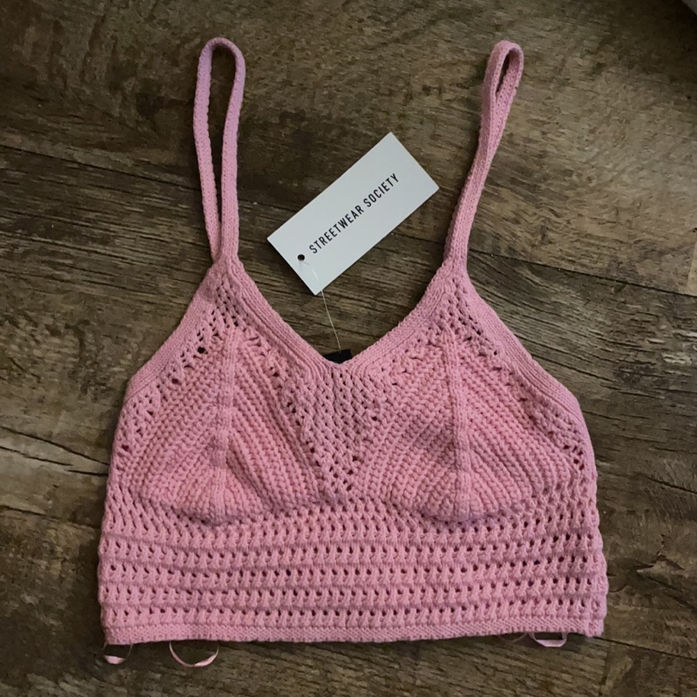 NWT STREETWEAR SOCIETY Cute Pink Crochet/Knitted Crop Top - Picture 4 of 15